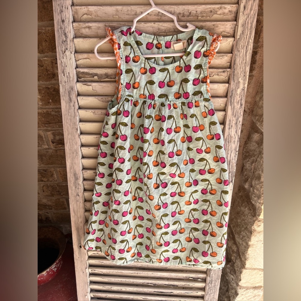 Pink Chicken Dress Girls Size 7  Mint Cherry Print. Good used condition